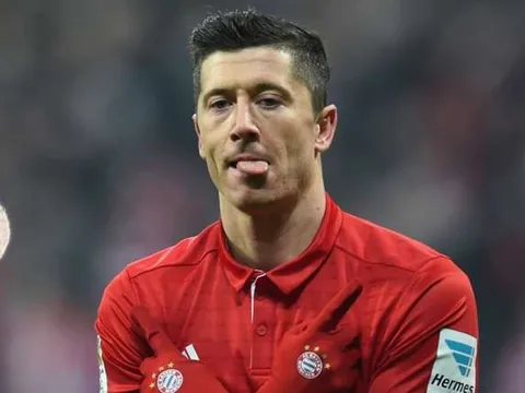 Sao Bayern nói lời cay đắng với Barca, Real