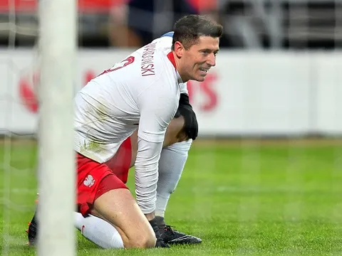 Sao Chelsea tỏa sáng, Lewandowski ôm hận cùng Ba Lan