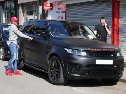 Sao trẻ Man Utd sắm 2 siêu xe cùng lúc
