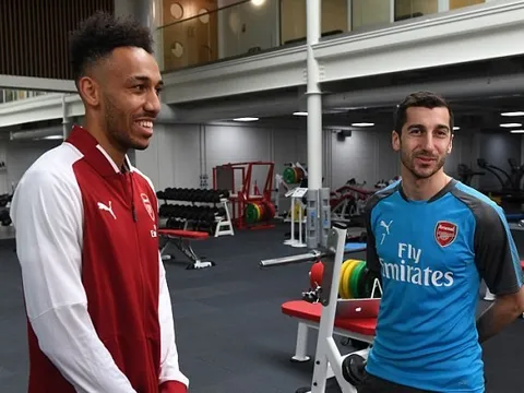 Sau 18 tháng, Aubameyang và Mkhitaryan lại tái ngộ