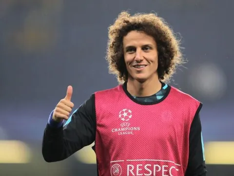 Sau Barcelona, đến lượt Arsenal từ chối David Luiz