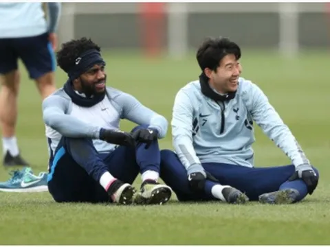 Sau cú sốc trước Juventus, dàn sao Tottenham nhanh chóng lấy lại khí thế trên sân tập