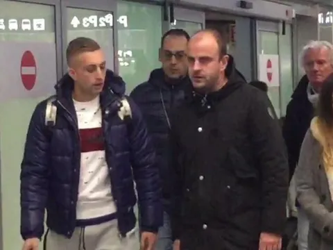 Sau nhiều sóng gió, Deulofeu đã có mặt tại Milan