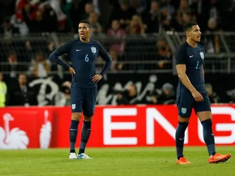 Sau Phil Jones, Man Utd lại thiệt quân nặng nề