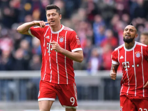 Sau vòng 26 Bundesliga: Siêu Lewy đưa Hùm xám gần chức vô địch