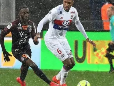 Sau vòng 28 Ligue 1: Lyon 'sa lầy', Monaco bay cao