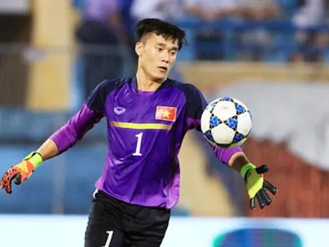 Người hùng U23 Việt Nam thừa nhận khó cạnh tranh suất bắt chính ở CLB
