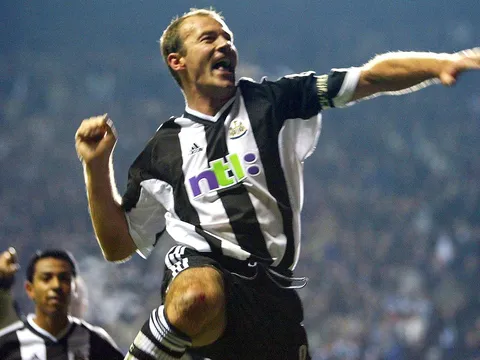 Siêu phẩm volley của Alan Shearer vs Everton (2002)