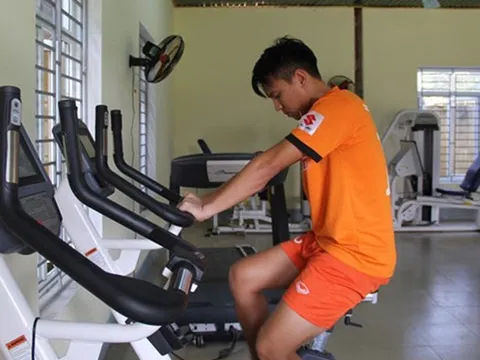 SLNA mất trung vệ Phạm Mạnh Hùng hết mùa giải 2017
