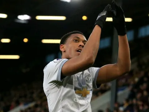 Smalling TIẾT LỘ chỉ thị quan trọng của Mourinho cho Martial