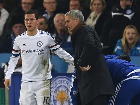 Collymore chế giễu Hazard, Rooney về lòng trung thành