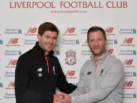 Steven Gerrard chính thức trở lại Liverpool