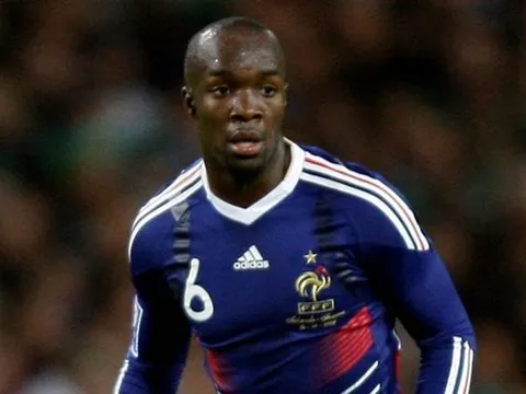 Sự càn quét của Lassana Diarra ở khu vực giữa sân
