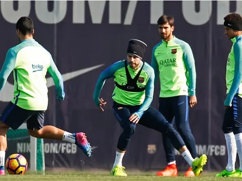 Sự nặng nề đã vơi đi trên sân tập của Barcelona