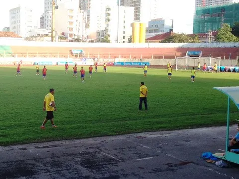 Bàn giao sân bãi thể thao cho CLB: Khó khăn khi “xã hội hóa” khai thác
