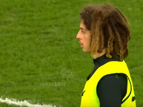 Tài năng trẻ Ethan Ampadu của Chelsea đã chơi thế nào trước Norwich