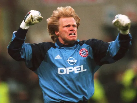 Tài phản xạ của huyền thoại Oliver Kahn