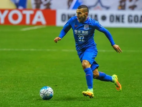 Mất 35 phút, Tevez ghi bàn đầu tiên ở Trung Quốc