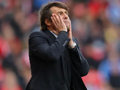 Conte cay đắng nhận sai, mù quáng tin Hazard