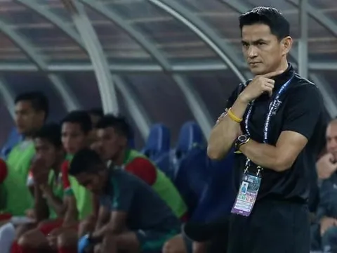 LĐBĐ Thái Lan chốt thời gian đàm phán với Kiatisak