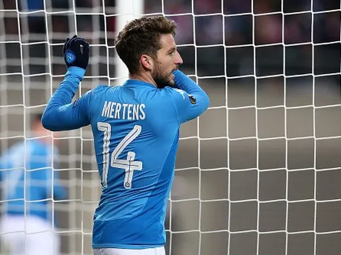 Thắng thuyết phục Leipzig, Napoli vẫn tức tưởi rời cuộc chơi