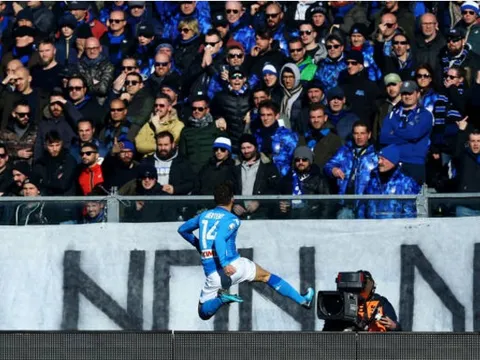 Thắng vừa đủ, Napoli quyết không cho Juventus vượt mặt