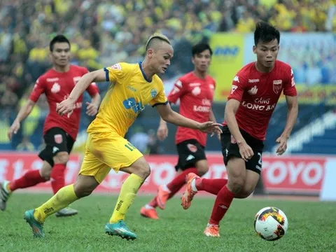 Thành Lương ngán FLC Thanh Hóa trong cuộc đua vô địch V.League 2017