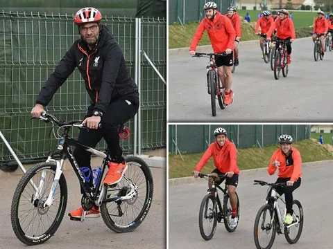 Thầy trò Jurgen Klopp rủ nhau đạp xe trong chuyến tập huấn ở Tây Ban Nha
