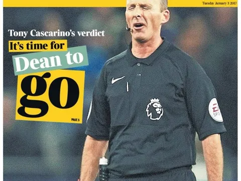 Thiên vị Man Utd, trọng tài bị sỉ vả tệ hại