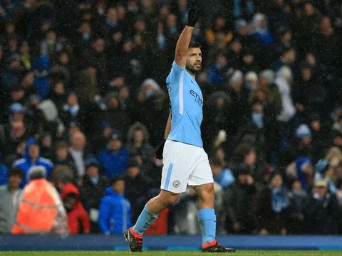 Thống kê ngoạn mục của Aguero sau cú poker cho Man City