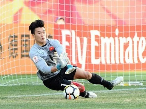 Thủ thành Bùi Tiến Dũng tiết lộ bí quyết cản phá penalty