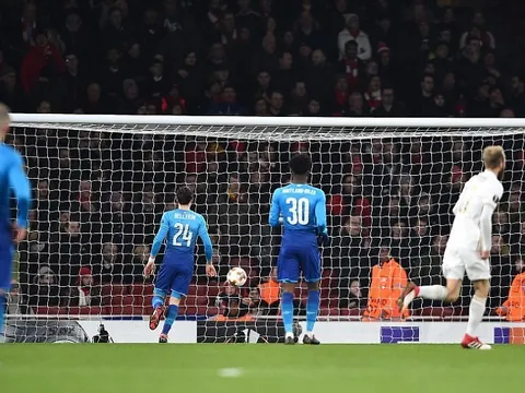 Thua muối mặt Ostersunds, Arsenal vẫn có tên ở vòng 16 đội Europa League