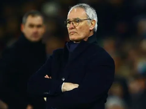 Thua Swansea, kỷ lục tệ hại cho nhà vua Leicester