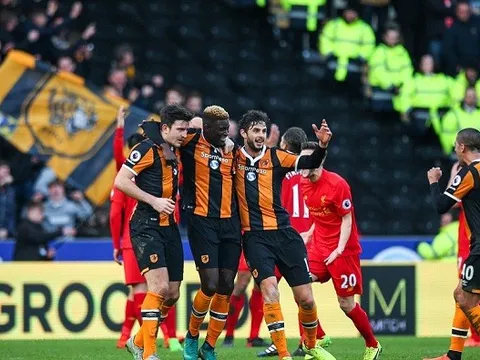 Thúc thủ trước Hull City, Liverpool đứng trước nguy cơ văng khỏi top 4