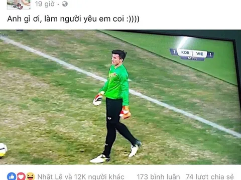 Angela Phương Trinh 'tỏ tình' với thủ môn Tiến Dũng