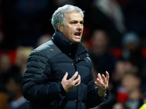 Tiết lộ cực kỳ cảm động về Mourinho trước trận gặp Middlesbough