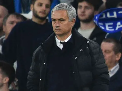 Tiết lộ số tiền Chelsea bồi thường cho Mourinho