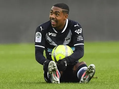 TIẾT LỘ: Vì sao Arsenal hụt Malcom?