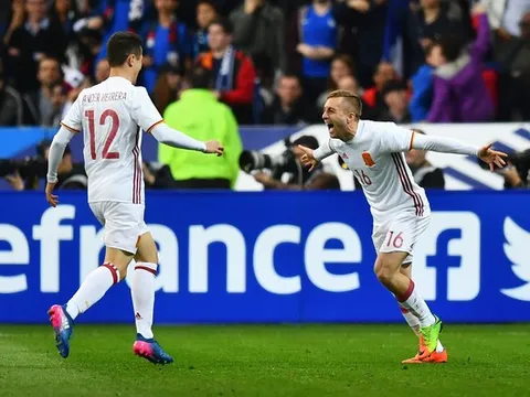 "Tiểu Messi" tỏa sáng, Tây Ban Nha đánh bại Pháp ngay tại Stade de France