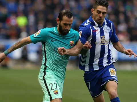 Tình huống Aleix Vidal bị gãy cổ chân, nghỉ hết mùa