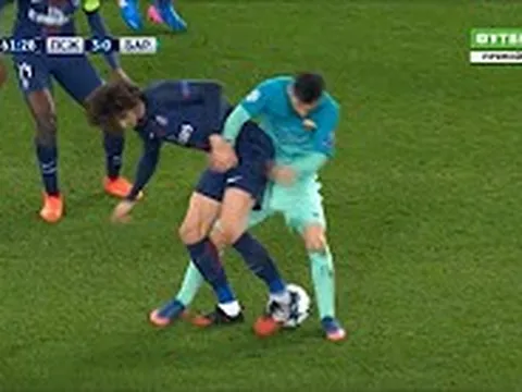 Tình huống Messi bị Rabiot xỏ háng