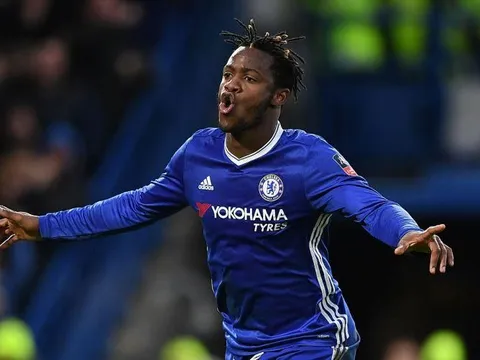Lý do Conte nên dùng Batshuayi nhiều hơn
