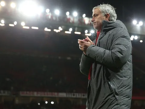 MU: Hiệu ứng Sanchez và nụ cười Mourinho