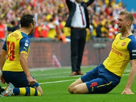 Top 10 bàn thắng đá phạt đẹp nhất trong lịch sử Arsenal