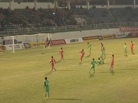 Top 5 pha cứu thua ấn tượng nhất vòng 5 V-League 2017