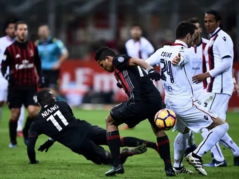 Top đầu Serie A 'trầy da tróc vẩy' trong ngày đầu năm