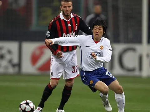 Trận cầu kinh điển: AC Milan 2-3 Manchester United (2009/10)