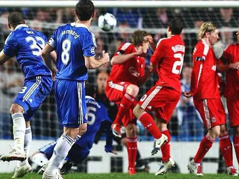 Trận cầu kinh điển: Chelsea 4-4 Liverpool (2008/09)