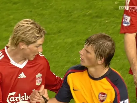 Trận cầu kinh điển: Liverpool 4-4 Arsenal (2008/09)