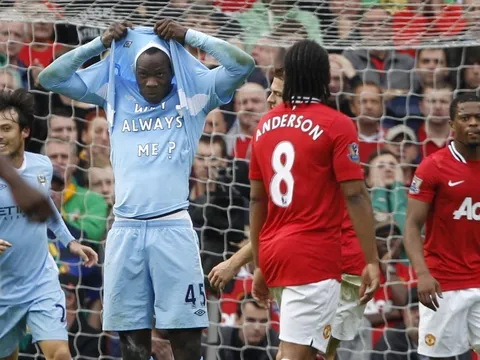 Trận cầu kinh điển: Manchester United 1-6 Manchester City (20011/12)